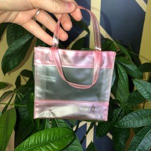 NWOT mary kay goodie bag